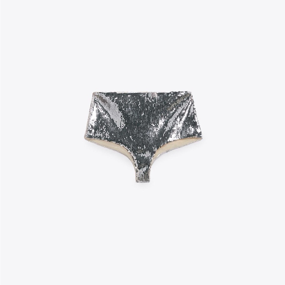 Zara High-Rise Shorts with Sequin Appliques size L in silver